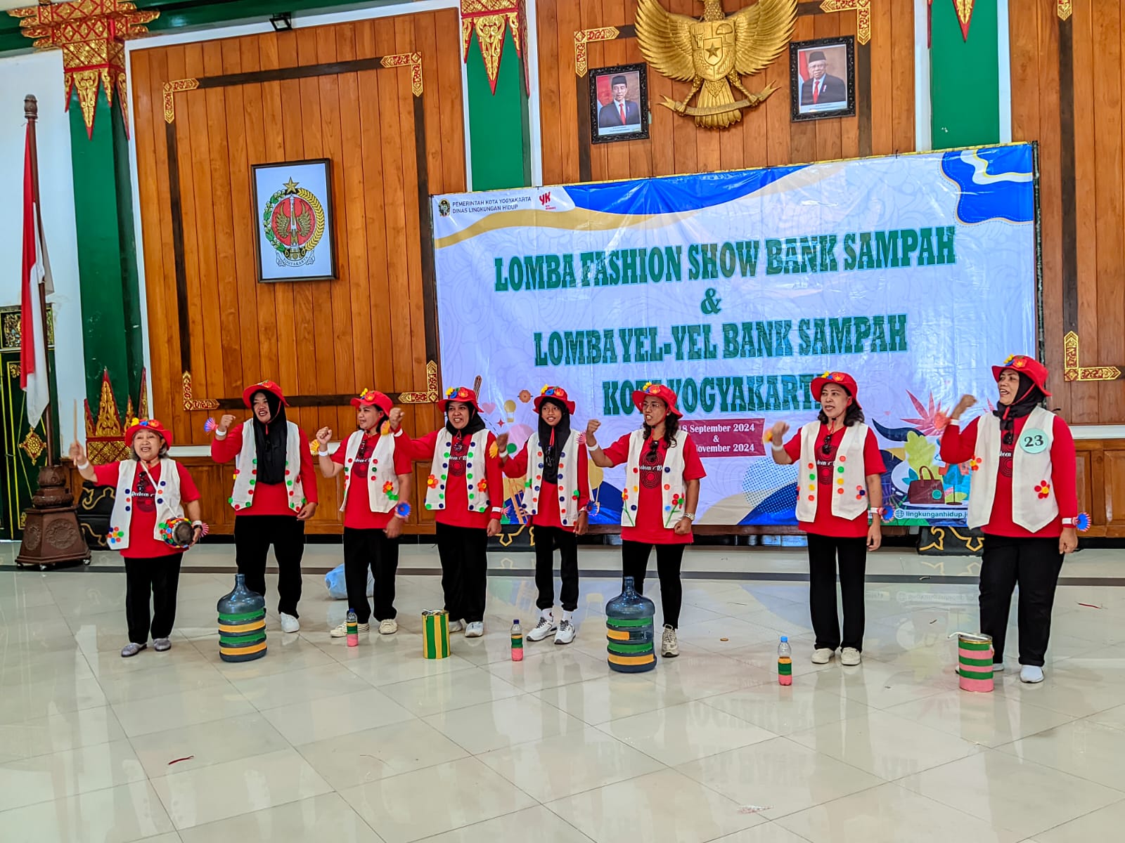 Bank Sampah Bawono RW 008 Kampung Margoyasan Wakili Kelurahan Gunungketur dalam Lomba Yel-Yel Bank Sampah Kota Yogyakarta 2024